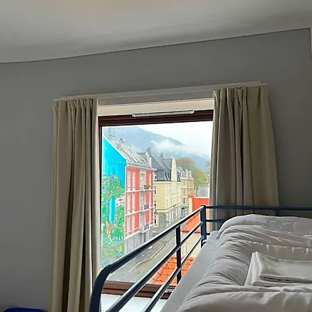 City Hostel Bergen Hostal *