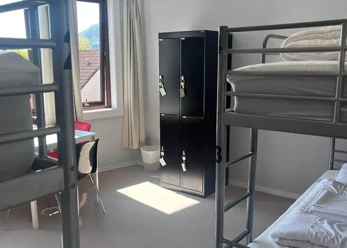 City Hostel Bergen Hostal *