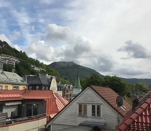 City Hostel Bergen Hostal *